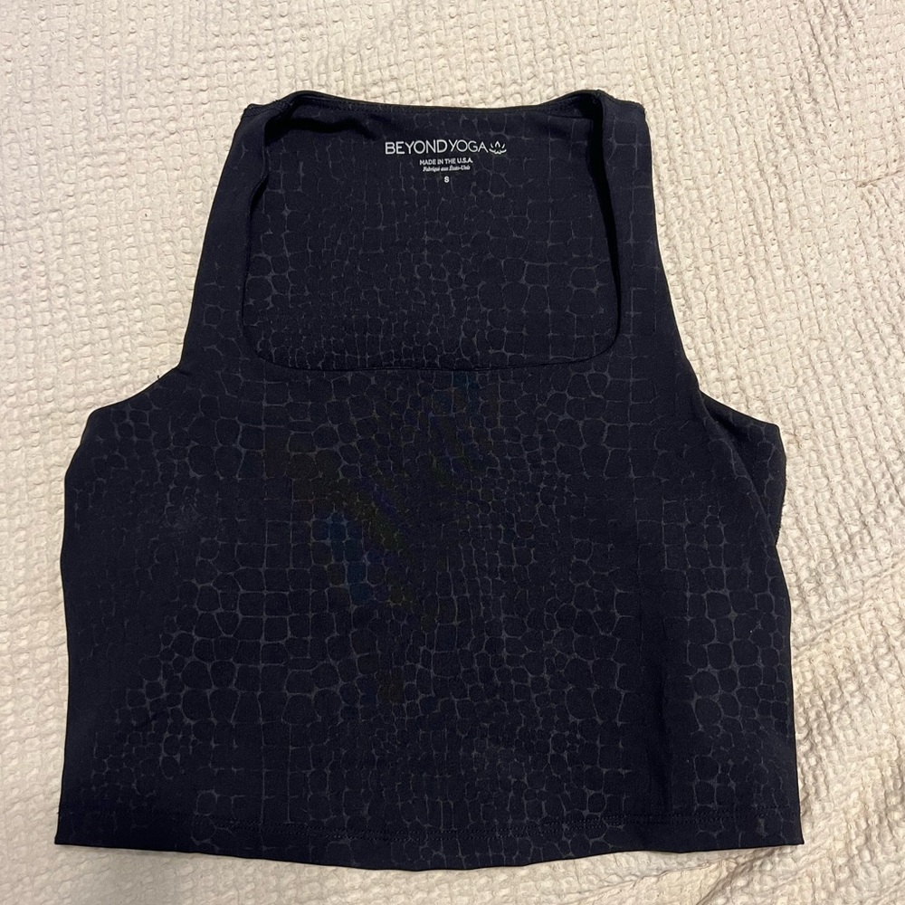 Beyond Yoga Square Neck Crop